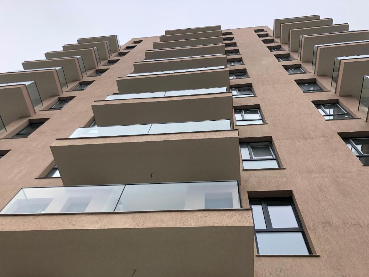 Fancy Westpark 2 Residence Lakeview W7 Bucarest Esterno foto